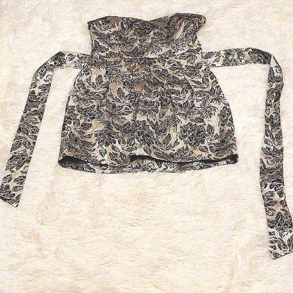 Dress - Picture 2 of 3